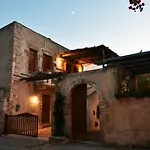 Violetta Studio & Apartments