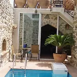 Villa Epimenidis