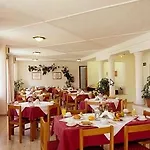 Nefeli Hania