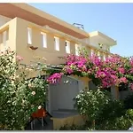 Villa Irene Gournes