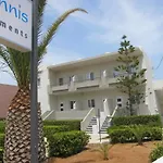 Yiannis Apartments