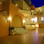 Nontas Aparthotel