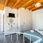 Marilena Natural Stone House, By Hellocrete