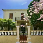 Cornillia'S Home