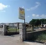 Anavaloussa Apartments