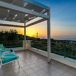 Archos Villa With Pool, Play Area,Bbq & Amazing View!!