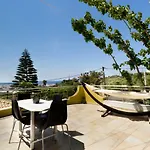 Smaragdas Sunny Home