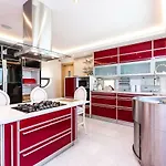 Odyssey Luxury Home & Spa
