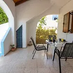 Elias Maro House
