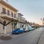 Liana'S House
