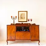 Iaspis Apartment