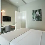 Mediterranean Luxury Apartment