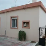 Tourloti Village House