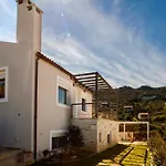 Jacuzzi Garden Villa