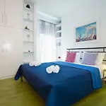 Elegant Apartment-Vacation House Group