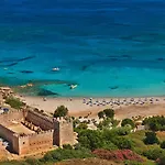 Villa Elia