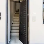 Mos Luxury City Suites - The Loft