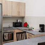 Smart Luxury House Center