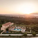 Villa Annaniko