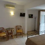 Polydoros Hotel