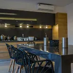 Heraklion Airport Family Lux Apartment