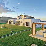 Stunning Home In Houdetsi,Heraklio With 6 Bedrooms, Internet And Outdoor Swimming Pool