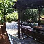 Vistamare Lodge B&B