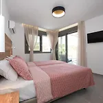 Adrianna Villa 1