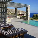 Villa Alati - Seafront Villa With Swimming Pool