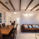 Villa Asteri