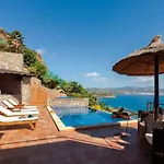 Seasons Villas