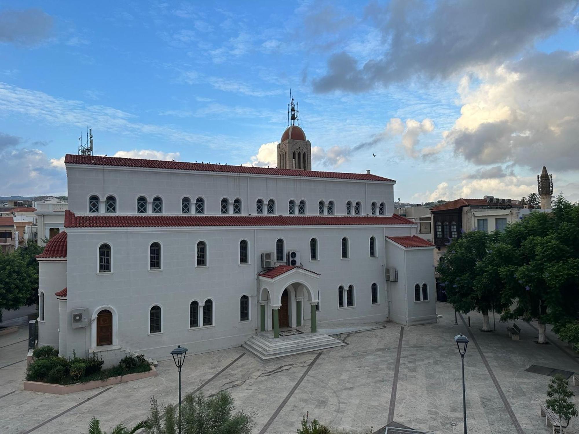 The Met Base, No1 * Rethymno (Crete)