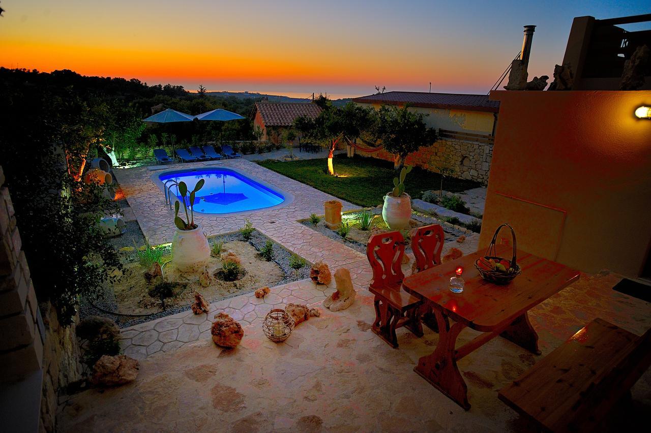 Villa Pithari