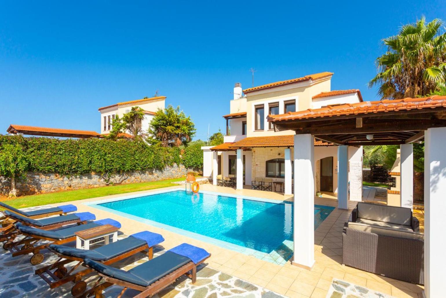Villa Ekklisies Dio Kefalas