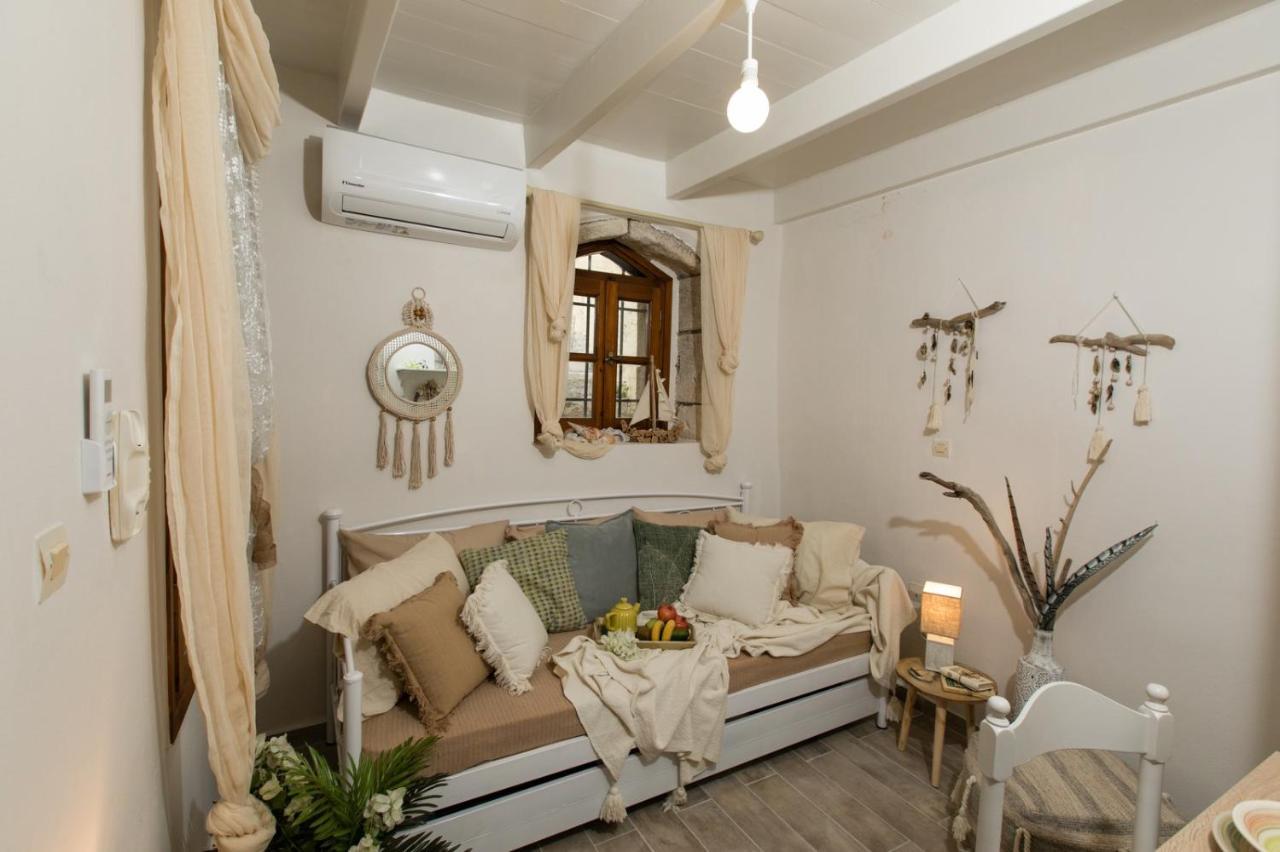 Appartamento Kamaraki Old Town 6