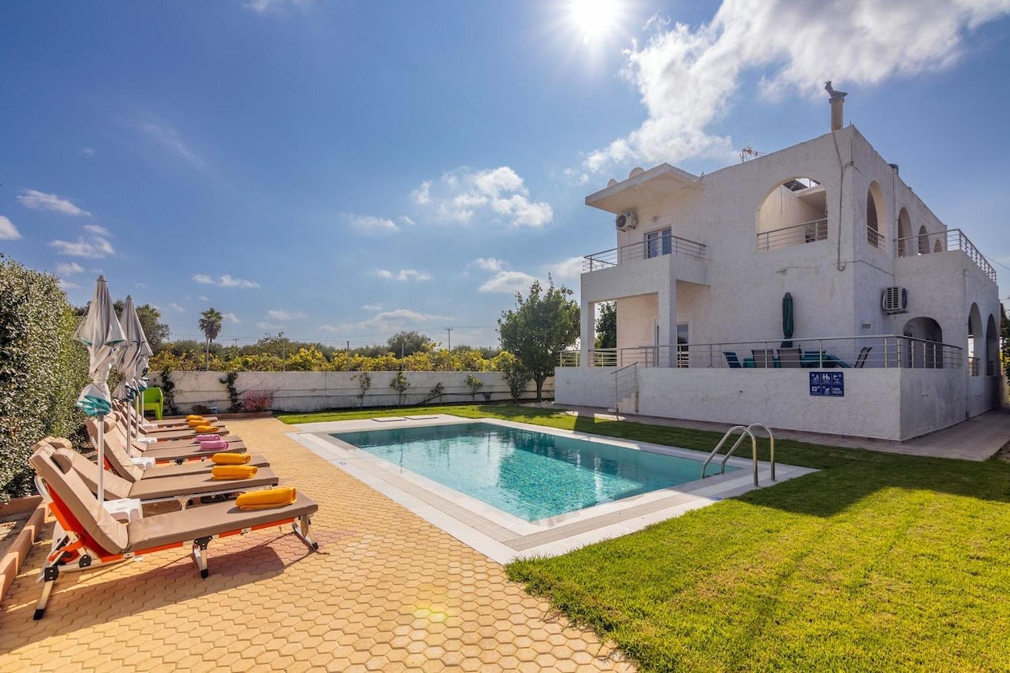 Hébergement de vacances Amazing Chrysanthi With Private Pool In Heraklion *