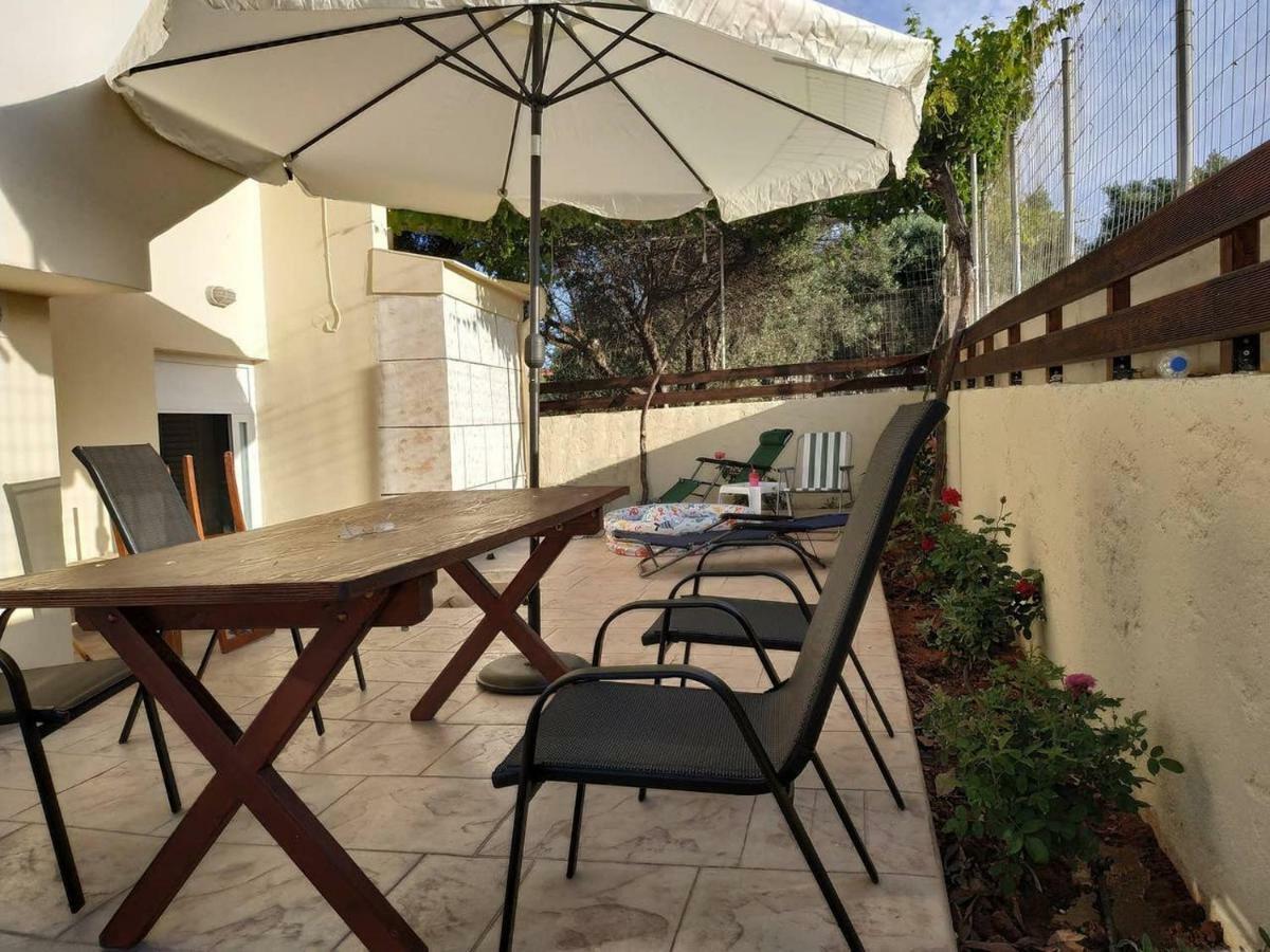 Lovely Courtyard - Serenity *